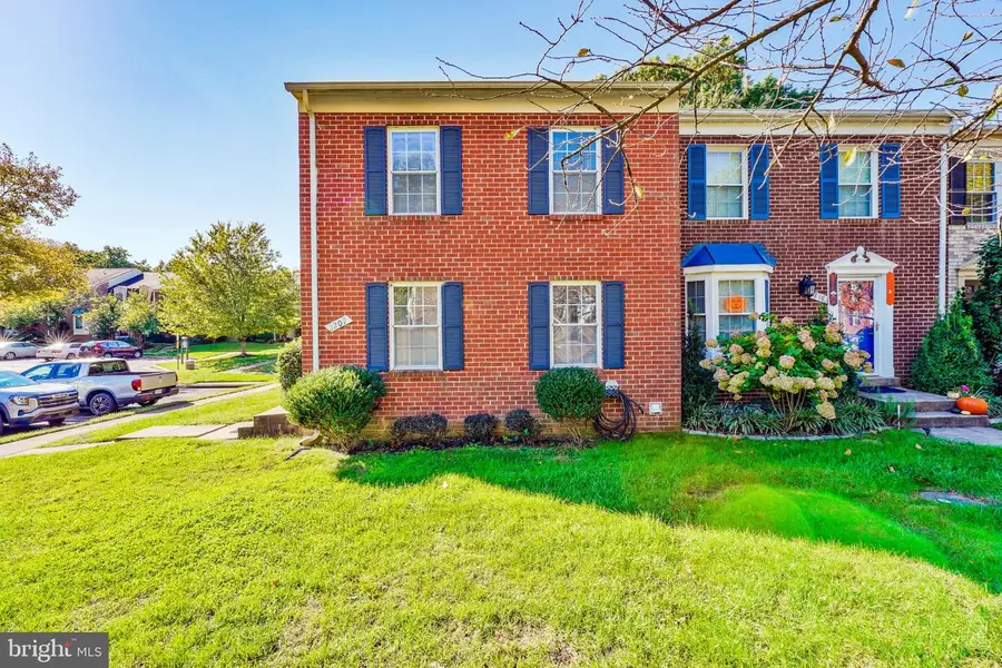 3209 Silverstone Ct, Oakton, VA 22124 - #2