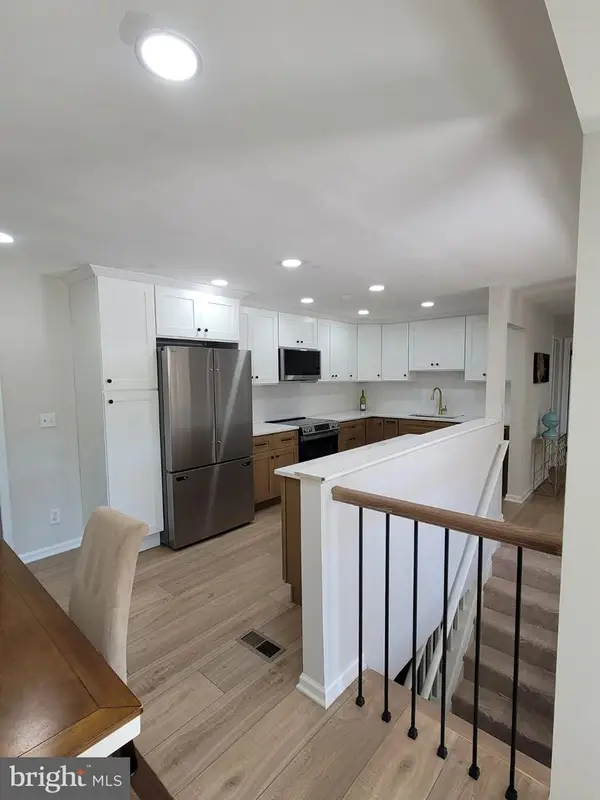 3919 Gallows Rd, ANNANDALE, VA 22003