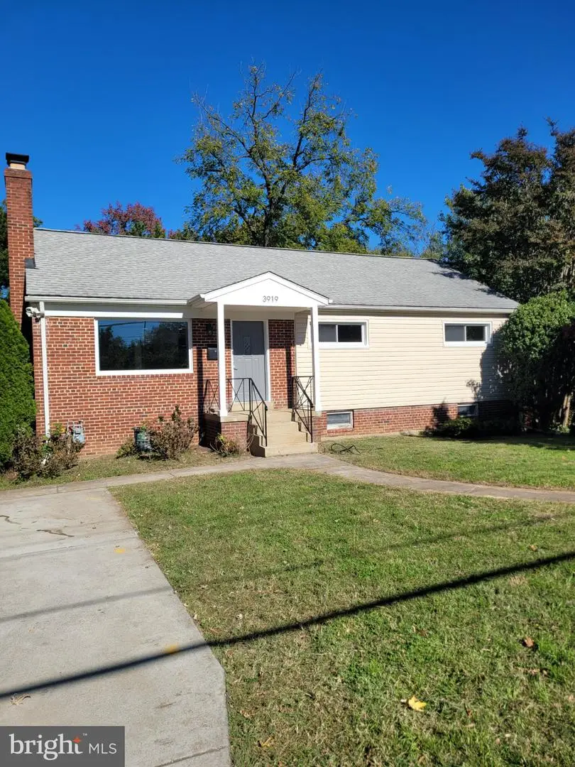 3919 Gallows Rd, Annandale, VA 22003 - #2