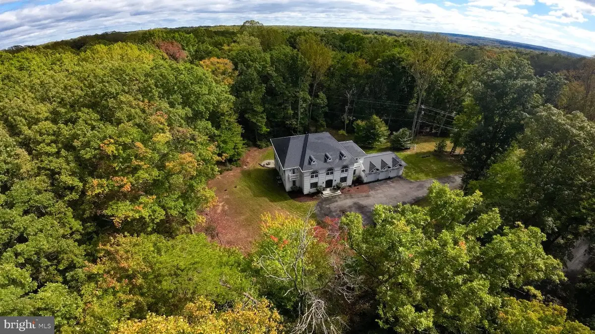 13025 Yates Ford Rd, Clifton, VA 20124 - #1