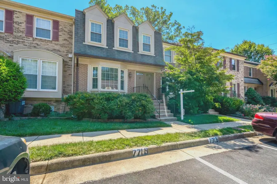 7719 Bristol Square Ct, Springfield, VA 22153 - #3