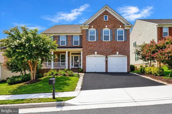 8185 Paper Birch Dr, LORTON, VA 22079