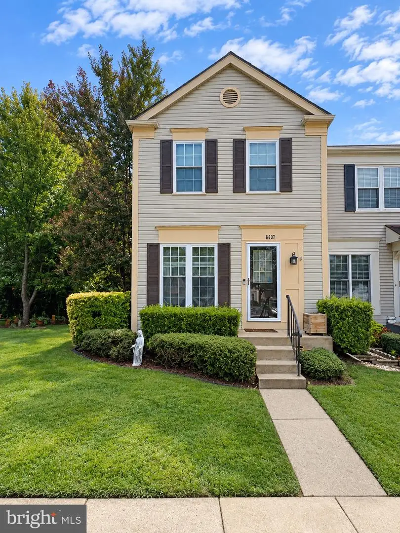 6637 High Valley Ln, Alexandria, VA 22315 - #1