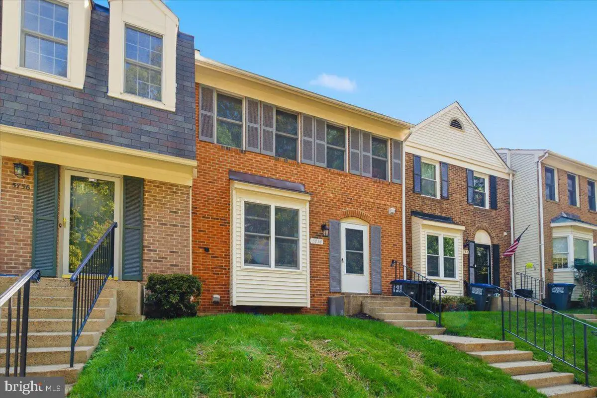 5734 Lakeside Oak Ln, Burke, VA 22015 - #1