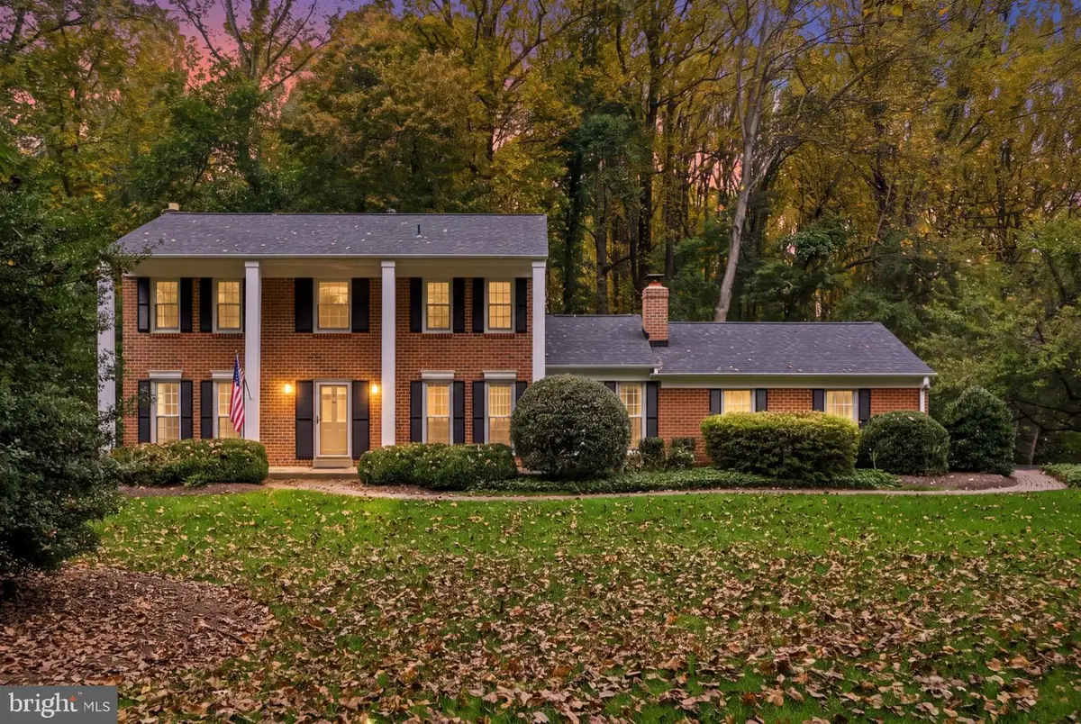 2822 Bree Hill Rd, Oakton, VA 22124 - #1