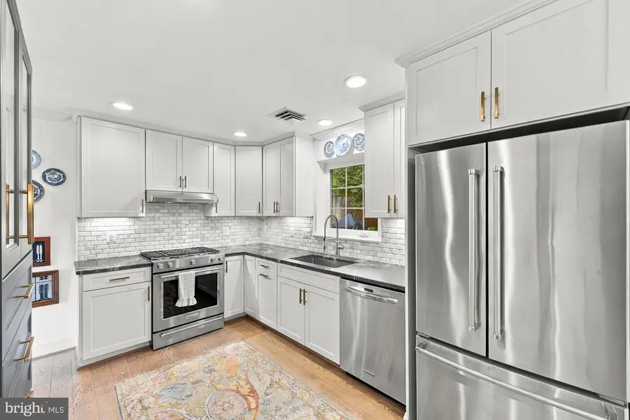403 John Marshall Dr Ne, Vienna, VA 22180 - #3