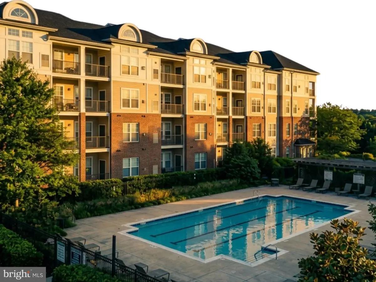 3810 Lightfoot St #411, Chantilly, VA 20151 - #1