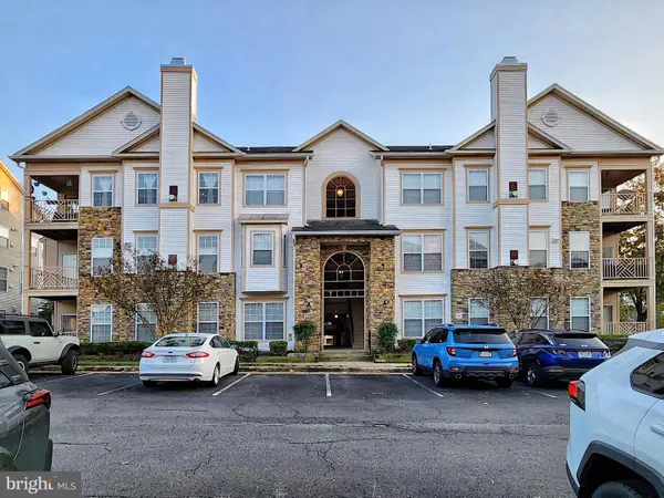 5909 Founders Hill Dr #101, ALEXANDRIA, VA 22310