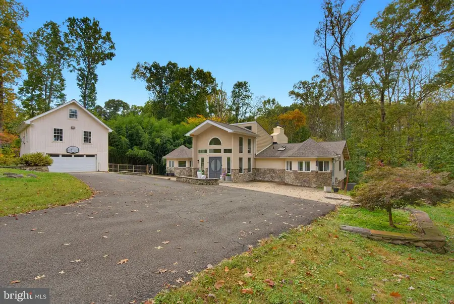 518 Springvale Rd, Great Falls, VA 22066 - #2