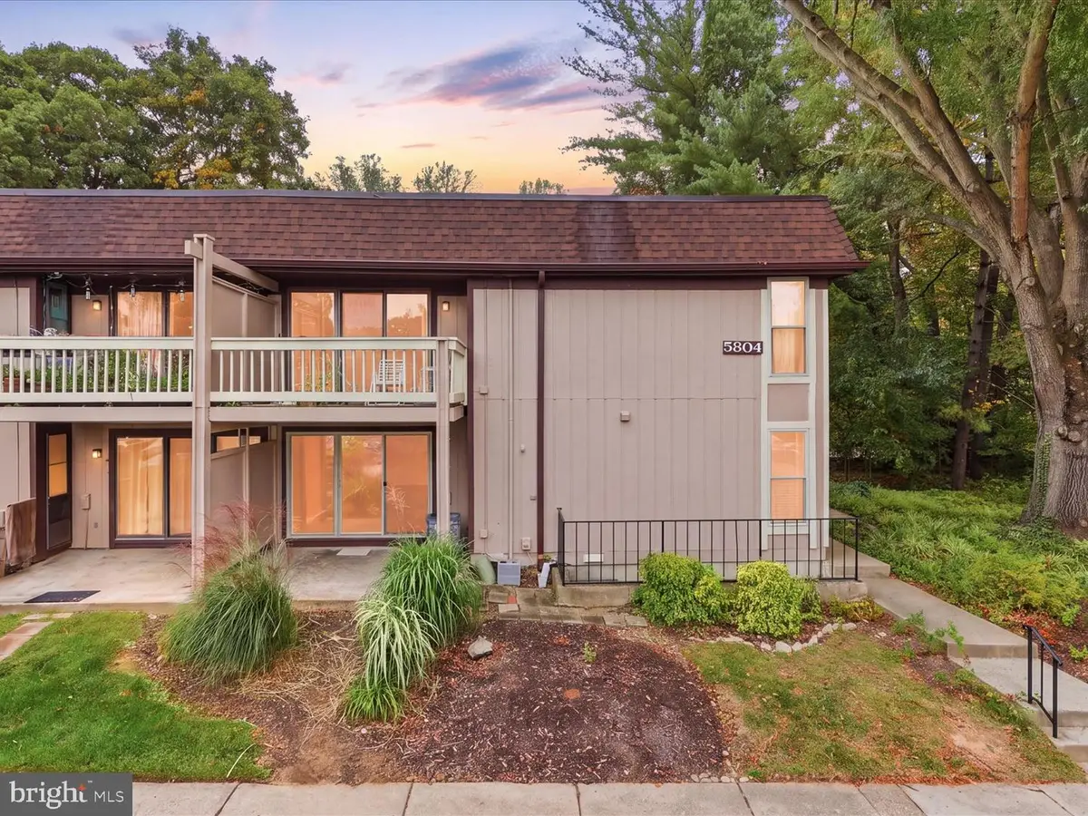 5804 Royal Ridge Dr #d, Springfield, VA 22152 - #1
