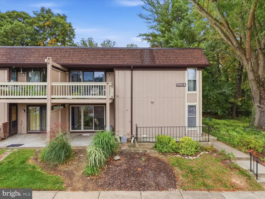 5804 Royal Ridge Dr #d, Springfield, VA 22152 - #3