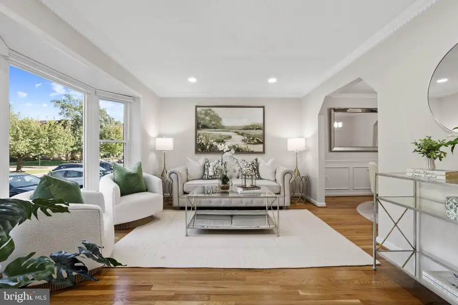 7967 Yancey Dr, Falls Church, VA 22042 - #3