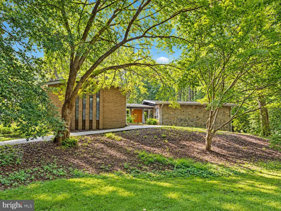 11419 Lilting Ln, Fairfax Station, VA 22039 - #2