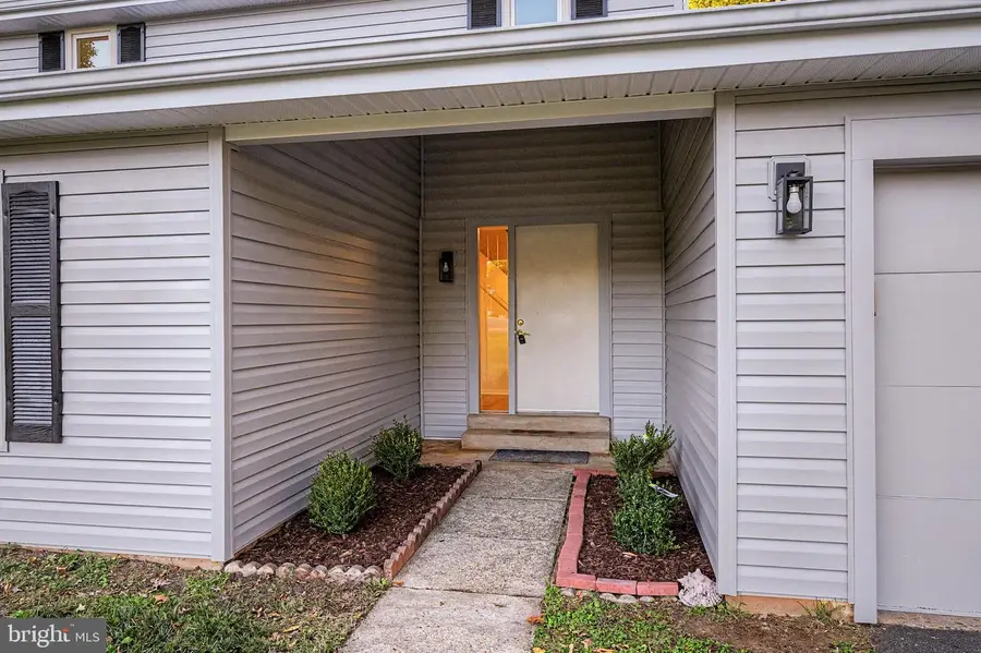 1448 Millikens Bend Rd, Herndon, VA 20170 - #3