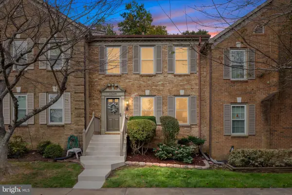 12468 Sweet Leaf Ter, FAIRFAX, VA 22033