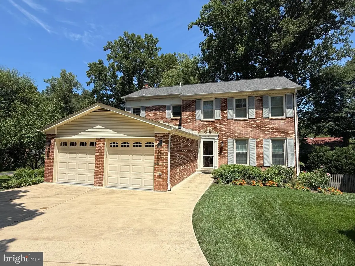 9552 Grande Oaks Ct, Vienna, VA 22181 - #1