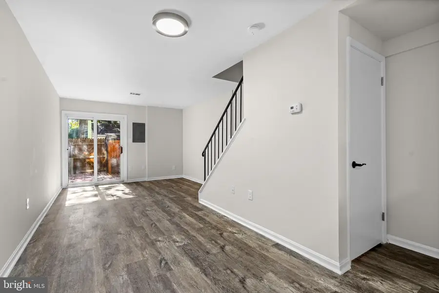 4249 Sauterne Ct, Chantilly, VA 20151 - #3
