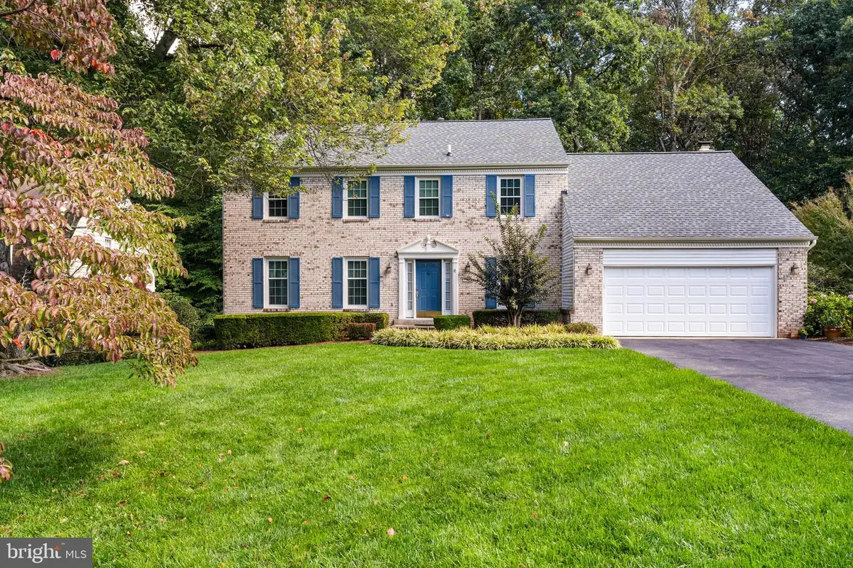 9327 Hobart Ct, Fairfax, VA 22032 - #1