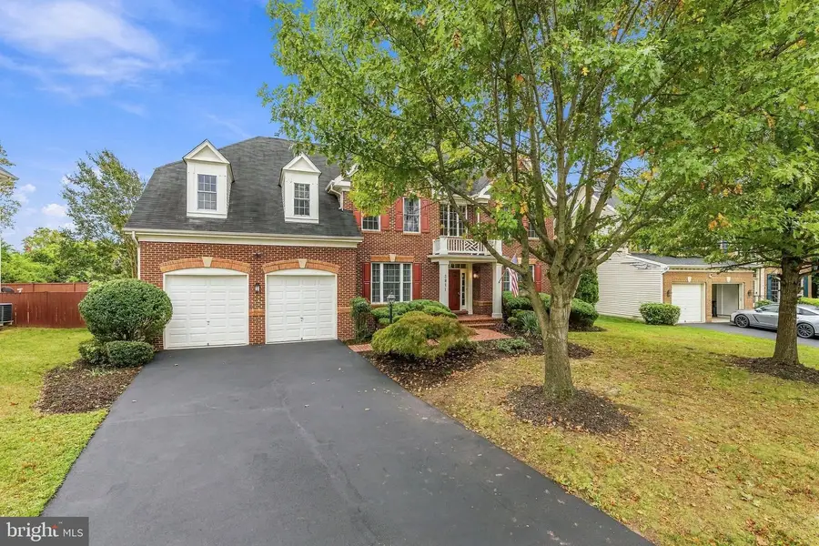3811 Bell Manor Ct, Falls Church, VA 22041 - #2