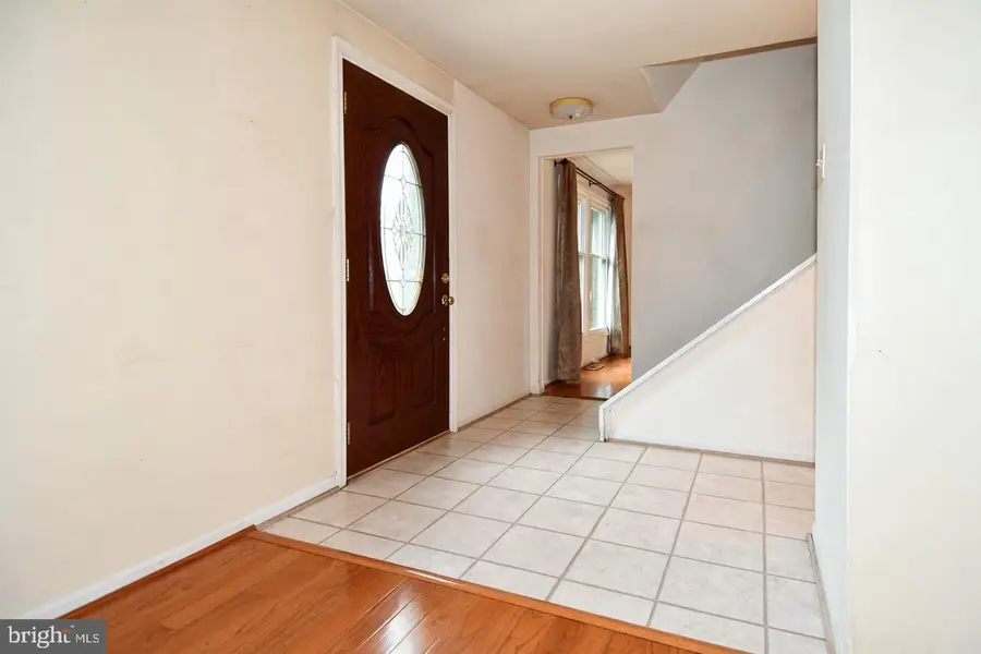 12630 Etruscan Dr, Herndon, VA 20171 - #2