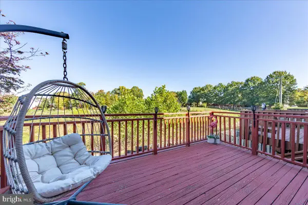 14808 Basingstoke Loop, CENTREVILLE, VA 20120