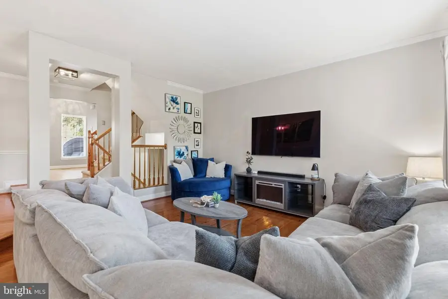 14618 Flower Hill Dr, Centreville, VA 20120 - #3