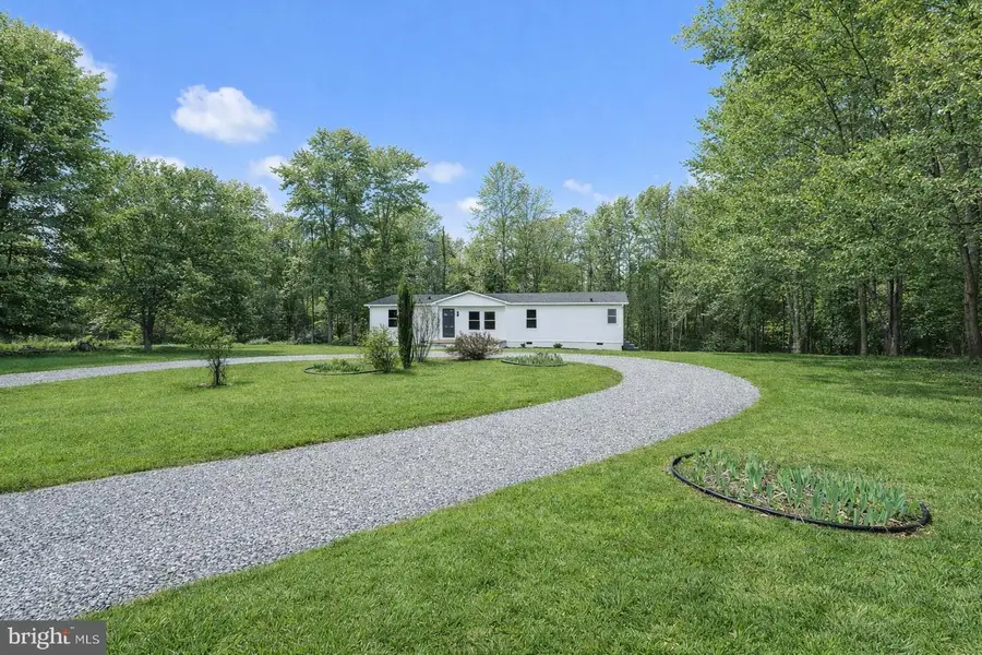 3662 Whitehall Rd, Sandy Hook, VA 23153 - #2