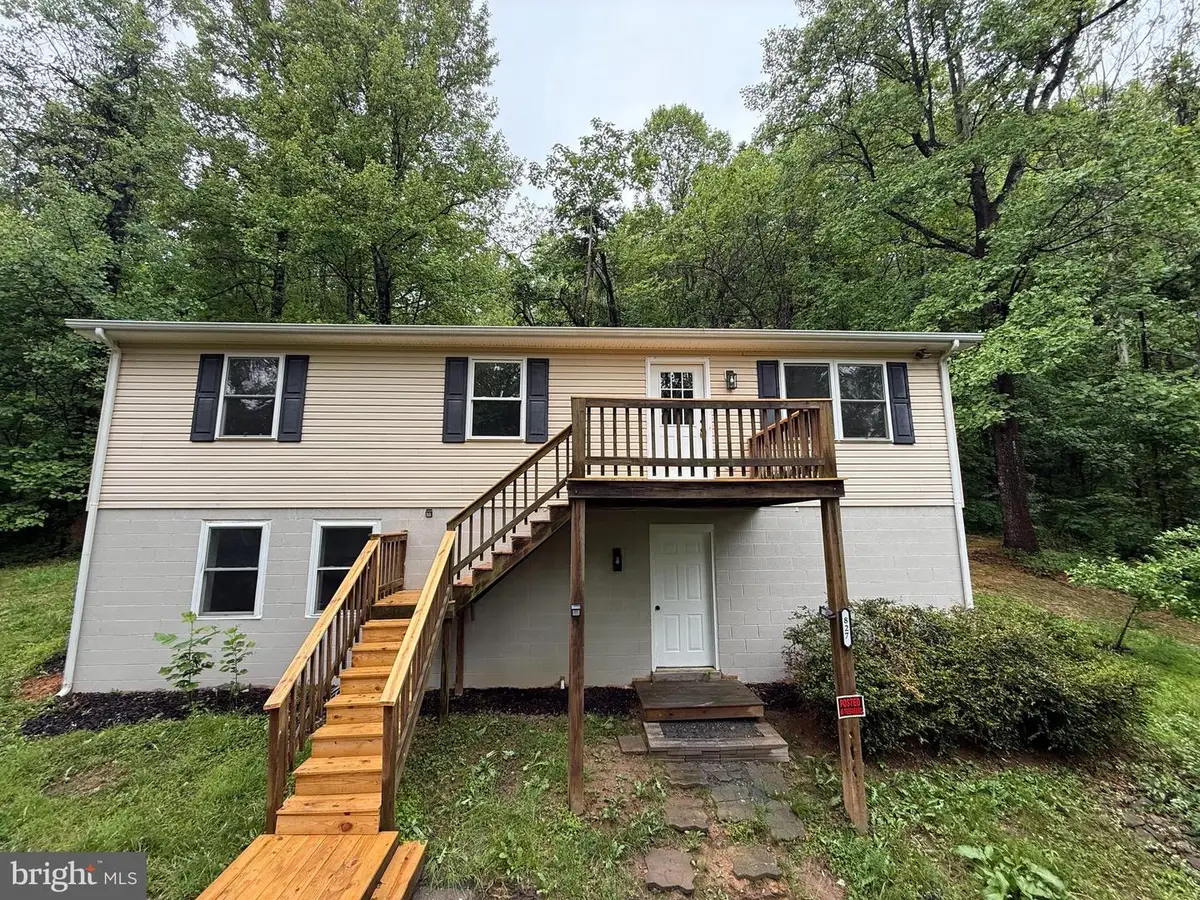 827 Greene Acres Rd S, Stanardsville, VA 22973 - #1
