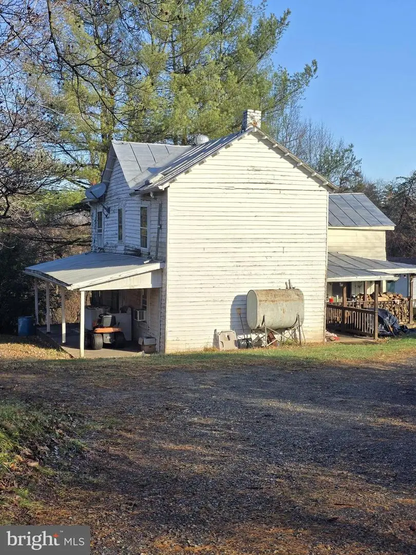 729 Celt Rd, Stanardsville, VA 22973 - #3
