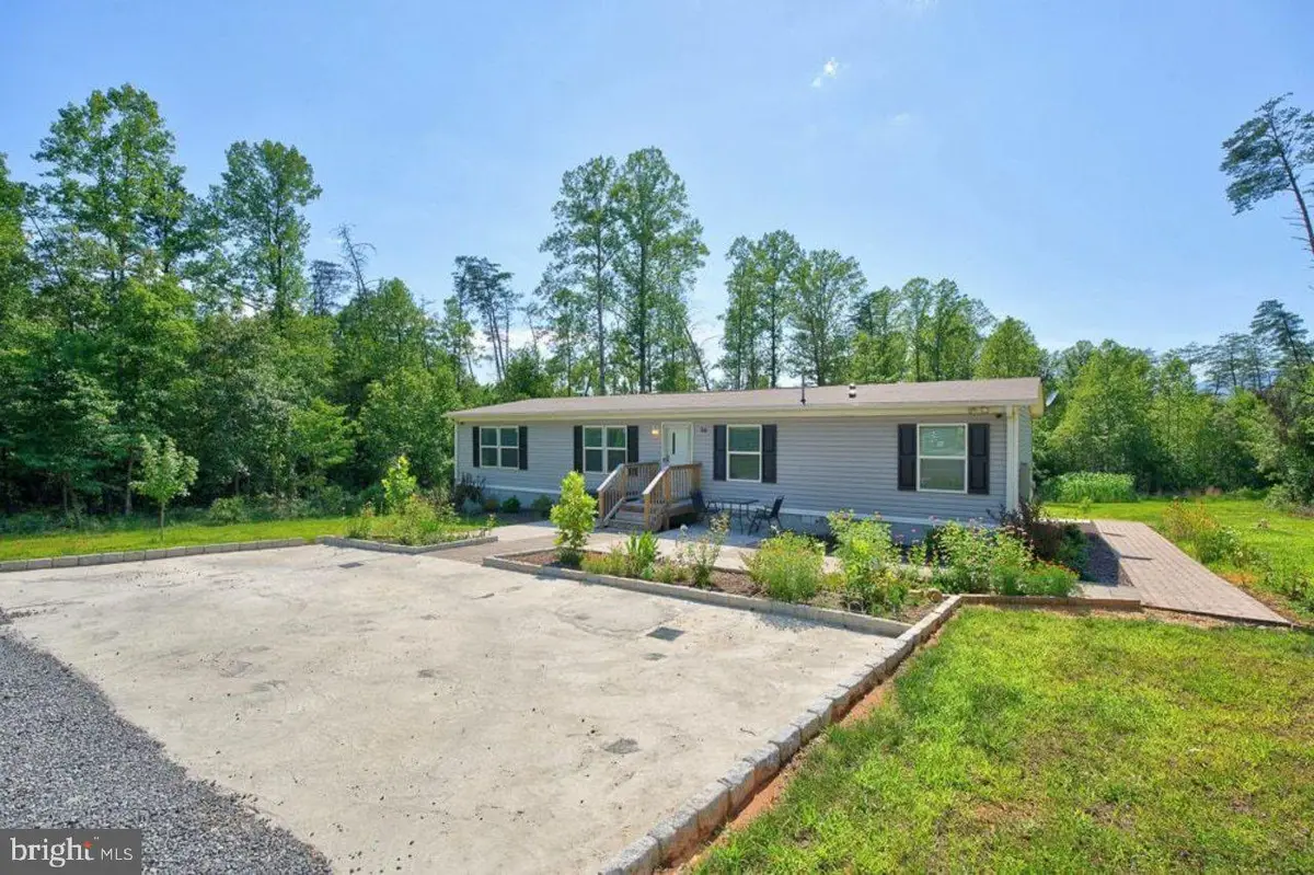 54 Springbranch Trl, Stanardsville, VA 22973 - #1