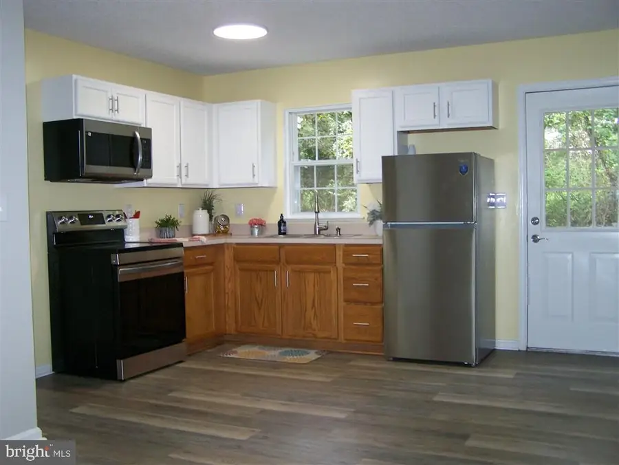 114 Sunrise Vw, Stanardsville, VA 22973 - #3