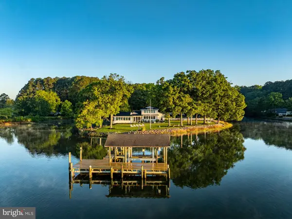 5473 White Hall Rd, GLOUCESTER, VA 23061