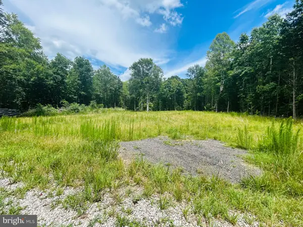 00 Runninghorse Ln, GLOUCESTER, VA 23061