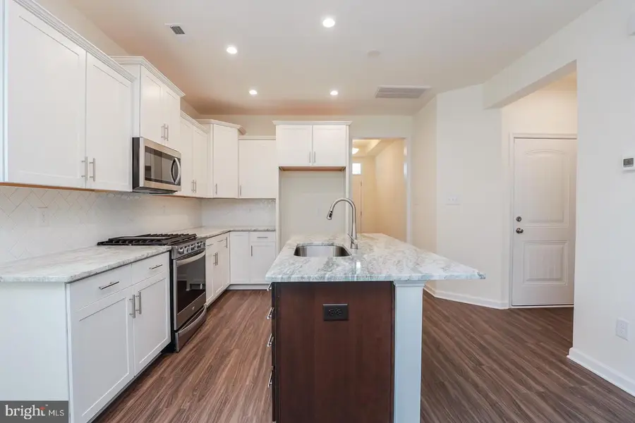 10299 Szalay Ln, Ashland, VA 23005 - Image #2