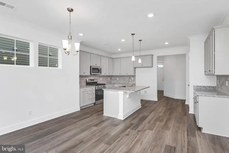 10243 Szalay Ln, Ashland, VA 23005 - Image #2