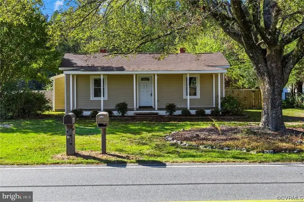 9397 E Patrick Henry Rd, ASHLAND, VA 23005