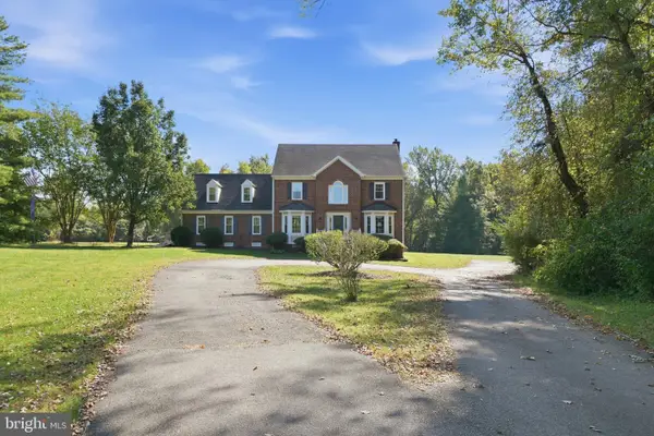 5229 Pole Green Rd, MECHANICSVILLE, VA 23116