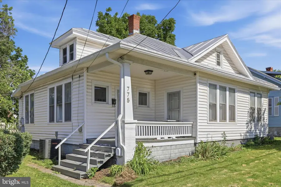 775 Collicello St, Harrisonburg, VA 22802 - #2