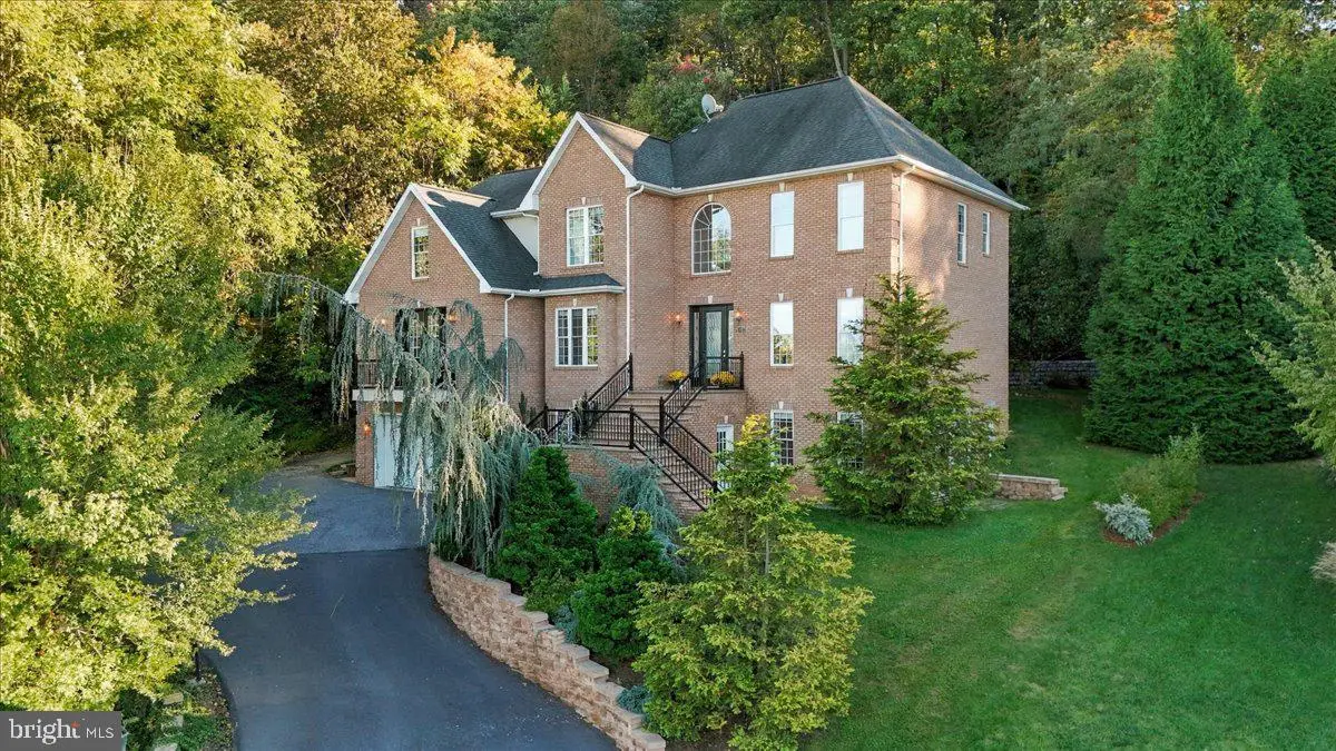 206 Blue Stone Dr, Harrisonburg, VA 22801 - #1
