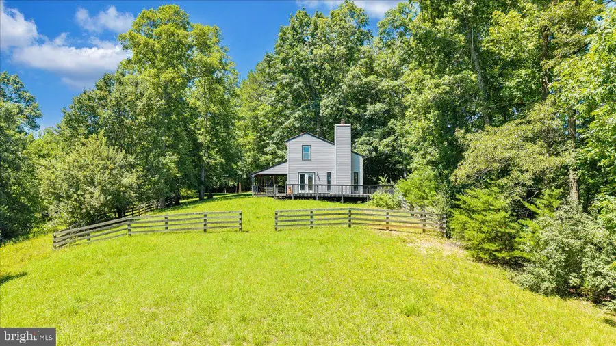 620 Varley Ln, Martinsville, VA 24112 - #2