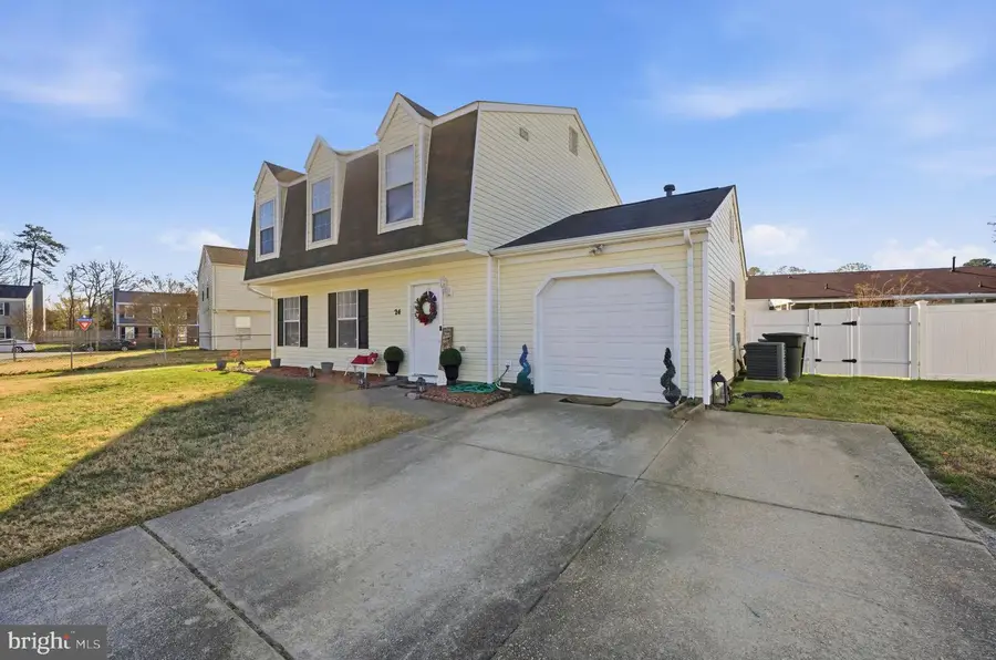24 Kettering Ln, Hampton, VA 23666 - Image #3