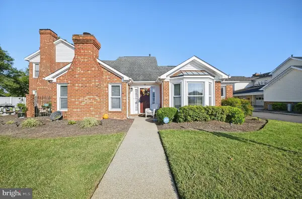 22 Williamsburg Dr, HAMPTON, VA 23666