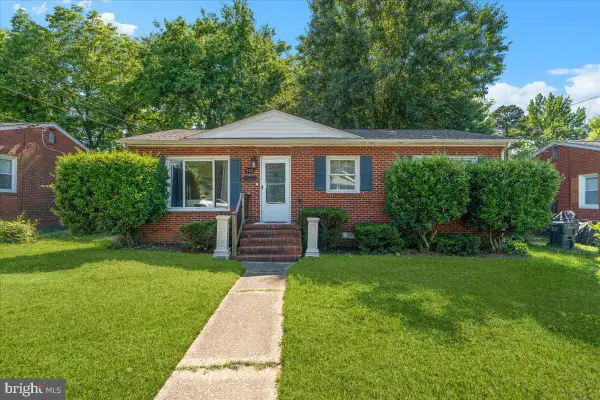 112 N 14th Ave, HOPEWELL, VA 23860