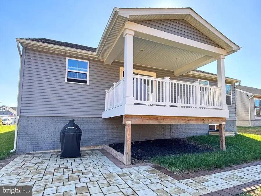 11260 Emerald Dr, King George, VA 22485 - Image #2