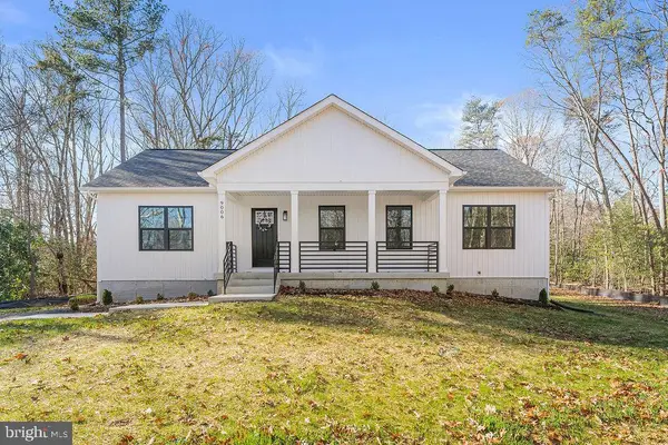 9006 Pumpkin Neck Rd, KING GEORGE, VA 22485