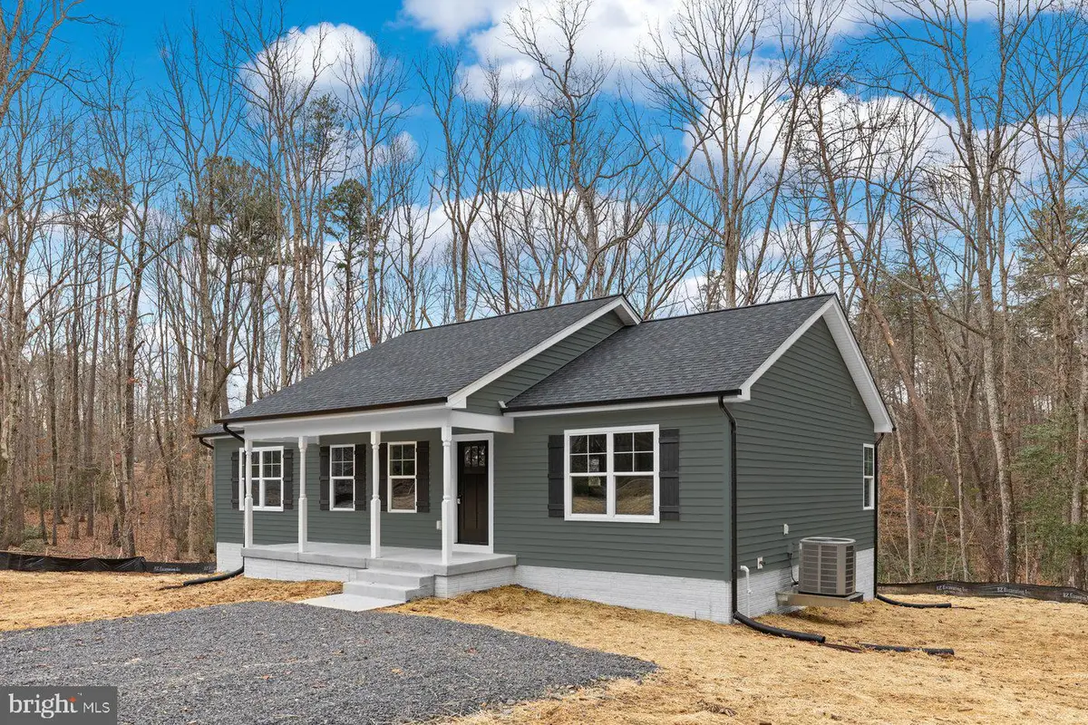 8354 Coolidge Cir, King George, VA 22485 - Image #1