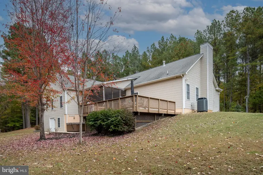16526 Bald Eagle Dr, King George, VA 22485 - Image #2