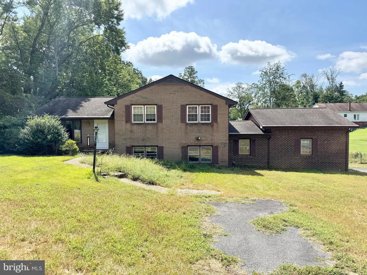 11124 Dahlgren Rd, King George, VA 22485 - #1