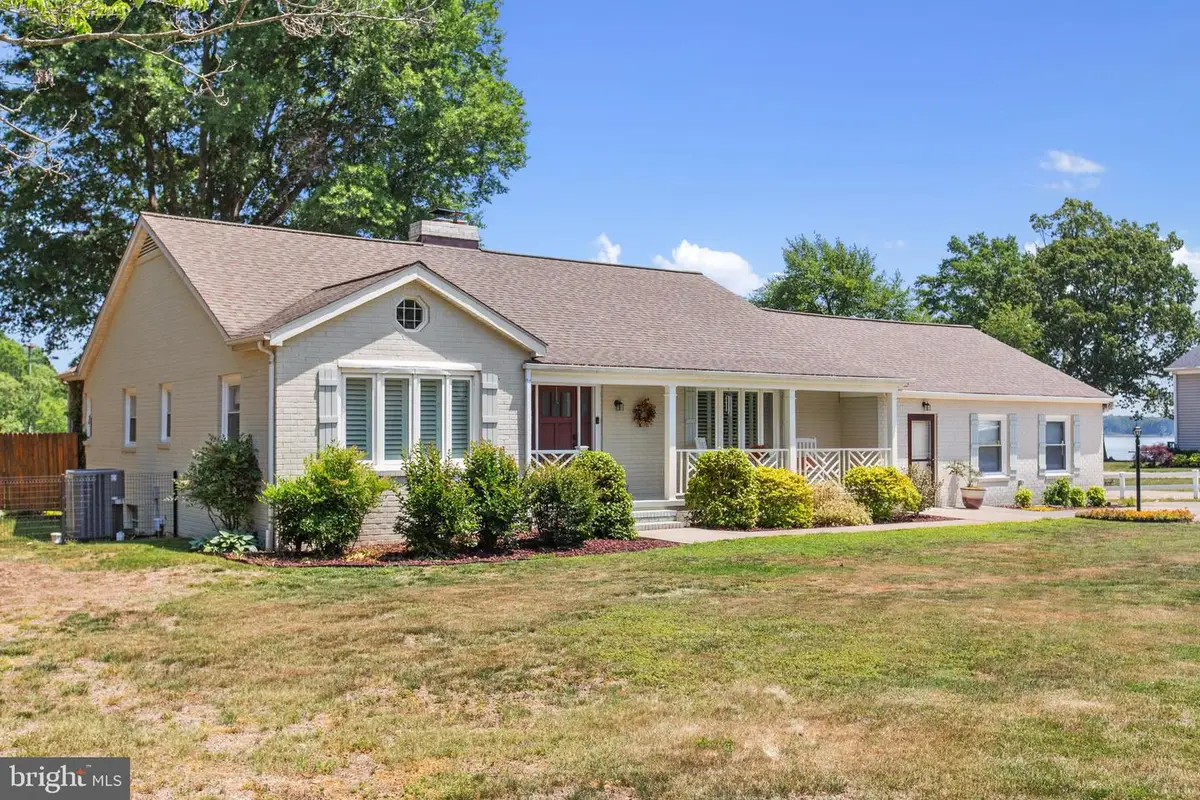 6265 Townsend Dr, King George, VA 22485 - #1