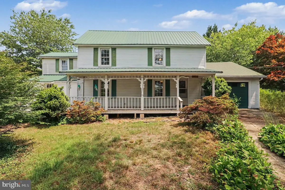 17345 Emma Ln, King George, VA 22485 - #1